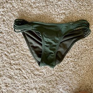 Ruched Bikini bottoms